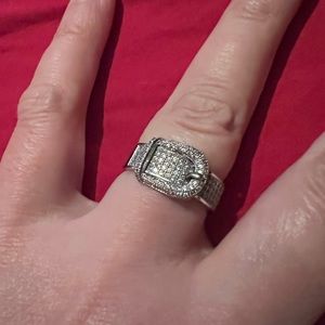 Buckle ring size 8.5-9